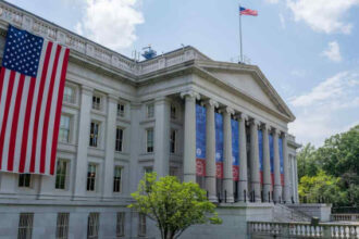 Ten-year Treasury yield hits 5% for first time since 2023
