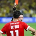 “המגע רך. אם זה היה הפוך, לא היה נשלף כרטיס”
