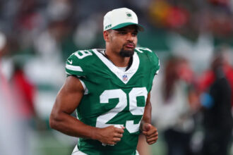 How did former Steelers S Minkah Fitzpatrick perform in first Jets game?