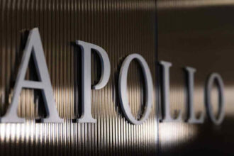 Ex-Apollo executive admits to improperly using company documents