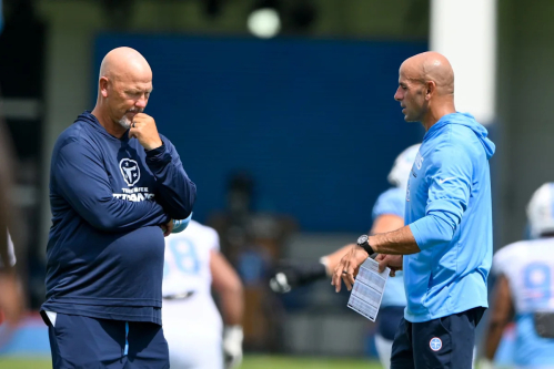 Titans’ Gus Bradley believes focus is on containing Jalen Hurts