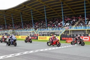 British Superbikes: Redding rules in opening BSB Showdown race at TT Circuit Assen