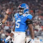 Kewan Lacy injury updates: Ole Miss star RB leaves game vs. LSU with shoulder injury