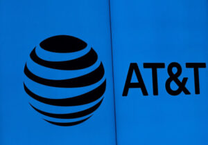AT&T’s stock looks like the smartest bet in the wireless sector, analyst says