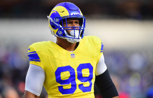 How did Aaron Donald play in his return to the Rams?