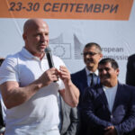 Енчо Керязов даде старт на Европейската седмица на спорта пред Народния театър “Иван Вазов” в София