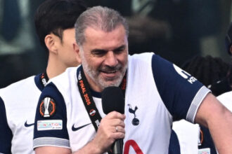 Spurs could sack De Zerbi to hire “ultra-attacking” Postecoglou clone