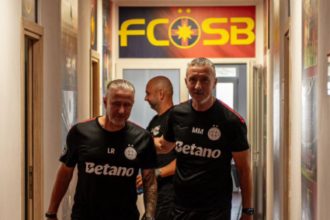 OUT! Primii trei jucători care pleacă de la FCSB, după revenirea lui Laurențiu Reghecampf