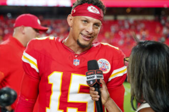 Patrick Mahomes logs full practice