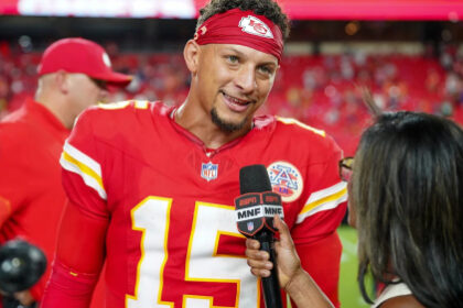 Patrick Mahomes logs full practice