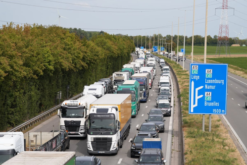 Travaux jusqu’à la mi-novembre sur l’autoroute E42 : quatre kilomètres de revêtement vont être rénovés entre Rhisnes et Spy