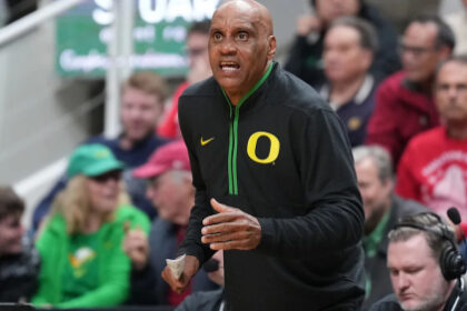 Will Tony Stubblefield be Oregon’s next coach? What to know of interim, longtime assistant