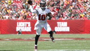 Should you start Jalon Daniels this week in fantasy football?